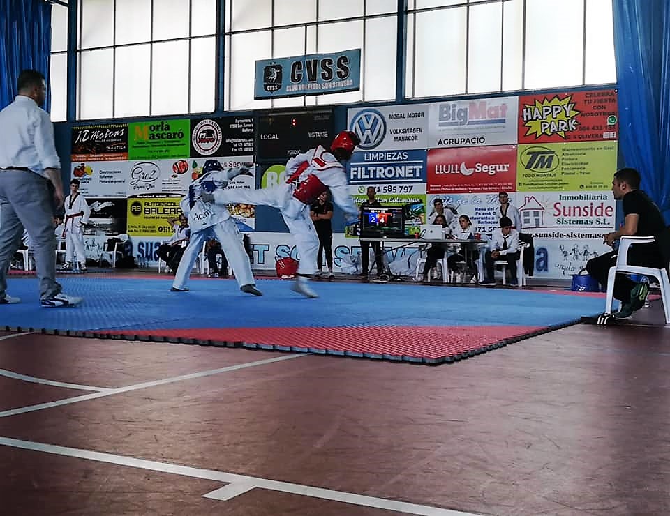 348 taekwondistes consolidan el X Campeonato Vila de Son Servera de este deporte