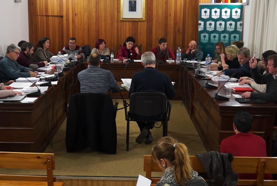 Vdeo del pleno ordinario 17/03/2016 - puntos 18 y 19