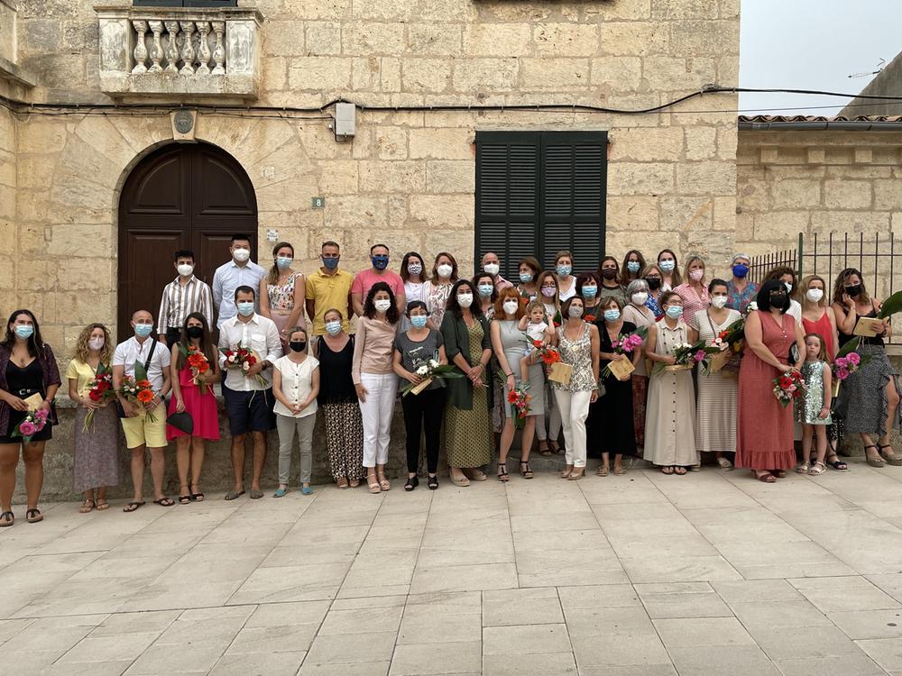 Son Servera da el sus a las fiestas de San Juan con el pregn de los sanitarios serverins
